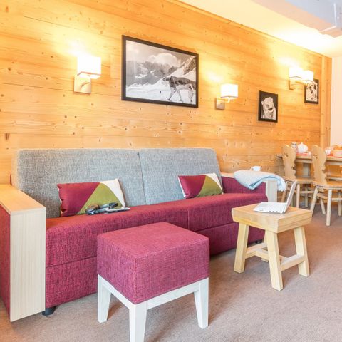 APARTMENT 5 people - (max 4 adults) Standard
