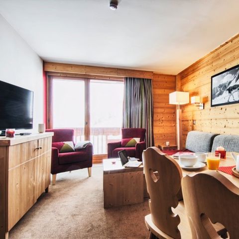 APARTMENT 10 people - (max 9 adults) Superior