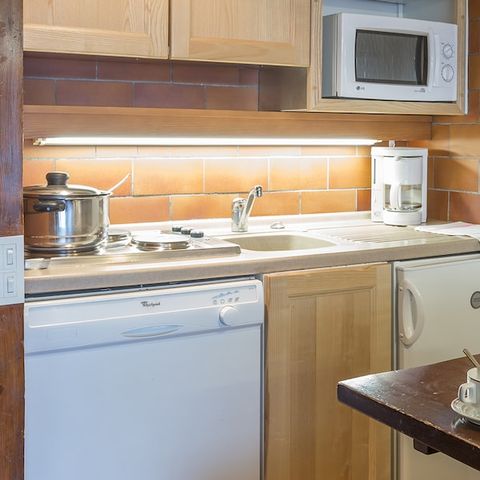 APARTMENT 4 people - (max 2 adults) Studio Standard-Eco G2Y14D