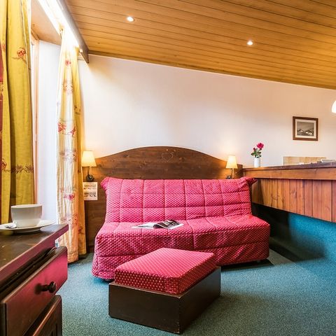 APARTMENT 6 people - (max 2 adults) Standard-Eco G2Y26D