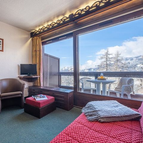 Apartment 8 persons - Flat sleeps 8 - 1 bedroom + 1 sleeping area - Duplex