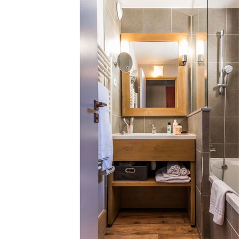 APARTMENT 4 people - - 1 bedroom - South exposure - Mountain view