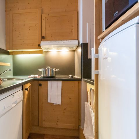 APARTMENT 6 people - - 2 bedrooms - South exposure