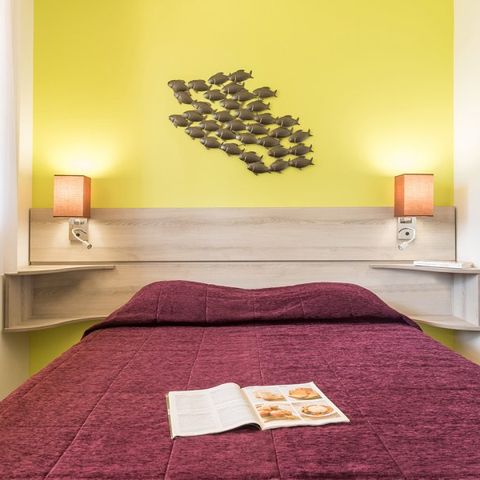 APARTMENT 5 people - (max 4 adults) Studio Standard-Eco S1Y15D