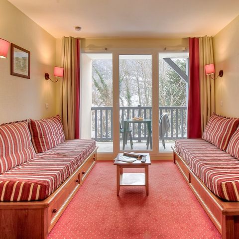 APARTMENT 5 people - (max 4 adults) Standard