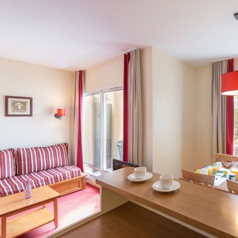 APARTMENT 6 people - (max 3 adults) Standard