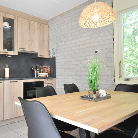 Bungalow 5 persons - B