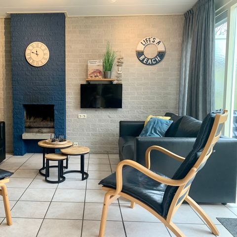 Bungalow 6 persons - B
