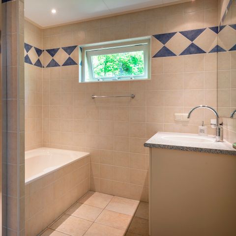 Bungalow 4 persons - D