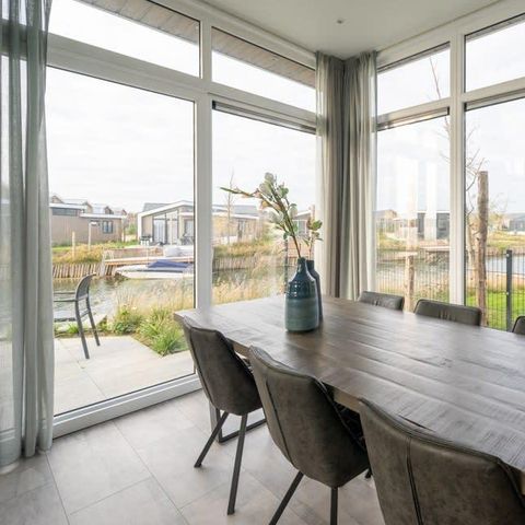 HOUSE 6 people - Pavilion Waterfront