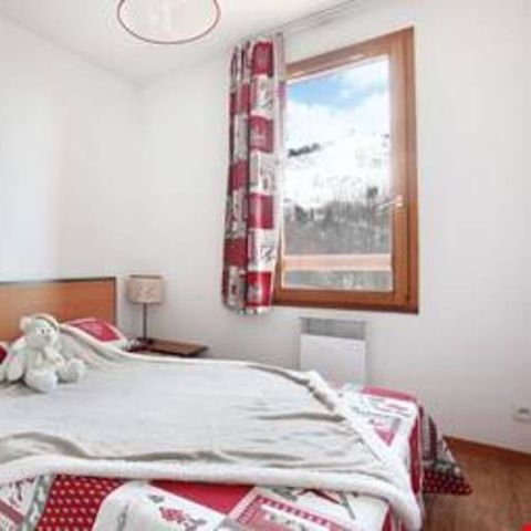 APARTMENT 6 people - (max. 4 adults) St F.Longchamp Belle Vue