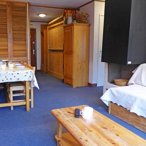 APARTMENT 6 people - Tichot A2
