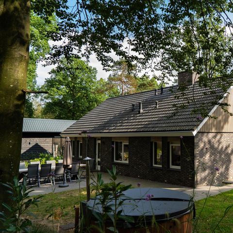 Group accommodation 10 persons - Woodpecker