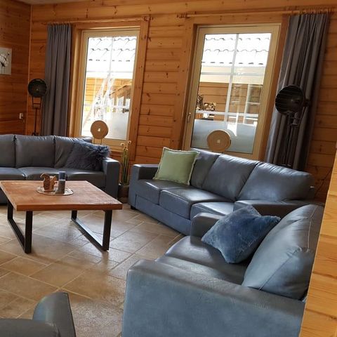 Group accommodation 14 persons - Tawny Owl