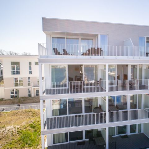 APARTMENT 6 people - 4-6LP penthouse Promenade villa