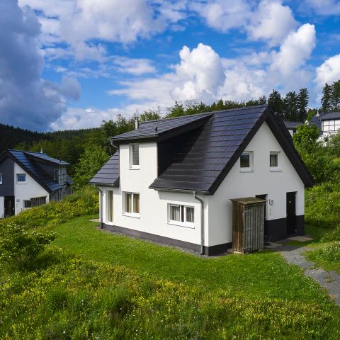 HOUSE 8 people - 8U