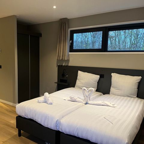 Group accommodation 10 persons - L-cube switched sauna 10