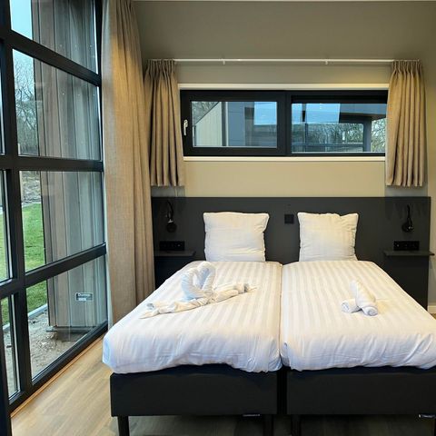 Group accommodation 10 persons - L-cube switched sauna 10