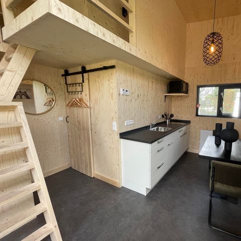UNUSUAL ACCOMMODATION 4 people - Tiny Kids Cottage 2+2
