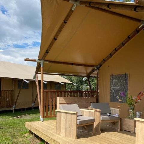 Canvas and wooden tent 5 persons