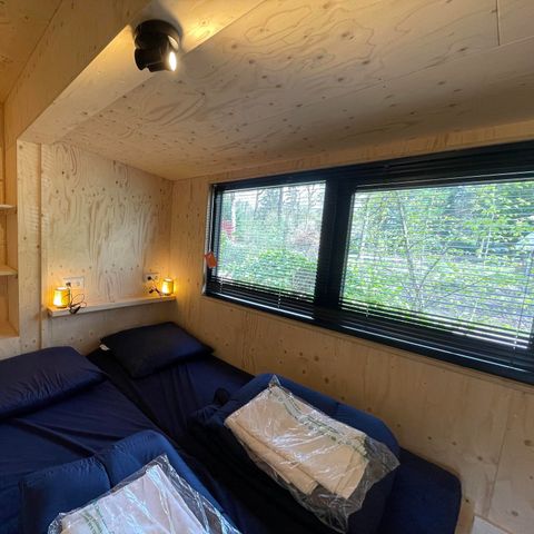 UNUSUAL ACCOMMODATION 4 people