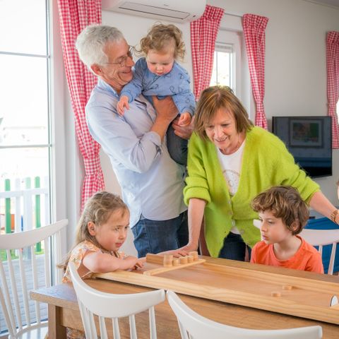 HOUSE 8 people - Luxury Fien & Teun Farmhouse