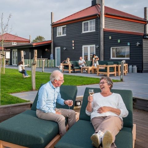 HOUSE 14 people - Luxury wellness farm