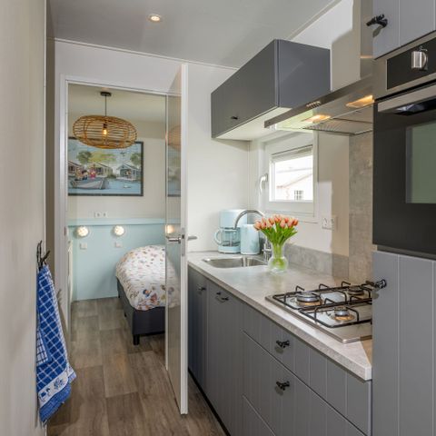 BUNGALOW 6 people - Fien & Teun barge house 6p incl. baby cot