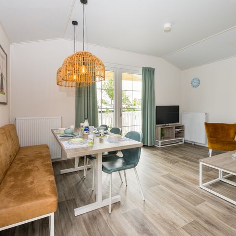 BUNGALOW 6 people - Fien & Teun barge house 6p incl. baby cot