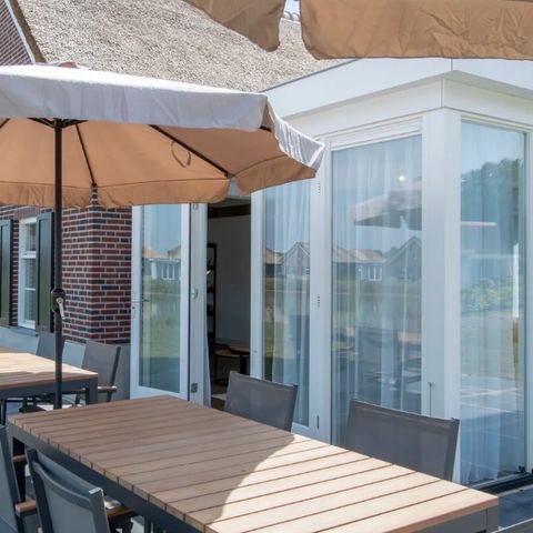 HOUSE 10 people - 10A