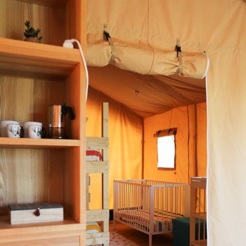CANVAS AND WOOD TENT 5 people - Safari lodge Prestige (max. 2 adults)