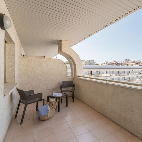 BEDROOM 2 people - Hotel room Double - Adapted for PMR - Balcony C2A