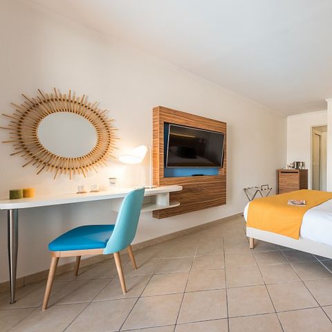 BEDROOM 2 people - Hotel room - Double - Terrace or balcony - Sea view