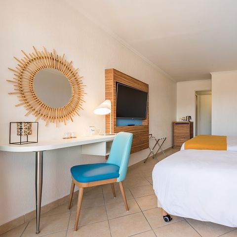 BEDROOM 3 people - Hotel room - Triple - Terrace or balcony - Sea view