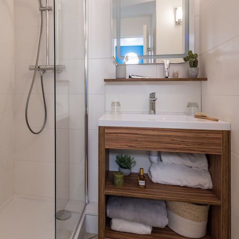 BEDROOM 4 people - Hotel room - Quadruple + 1 sleeping alcove - Terrace or balcony