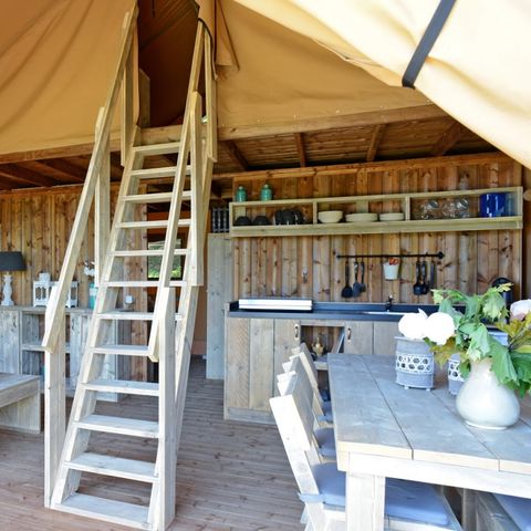 Canvas and wooden tent 6 persons - Spotty Lodge Family (up to 4 adults)