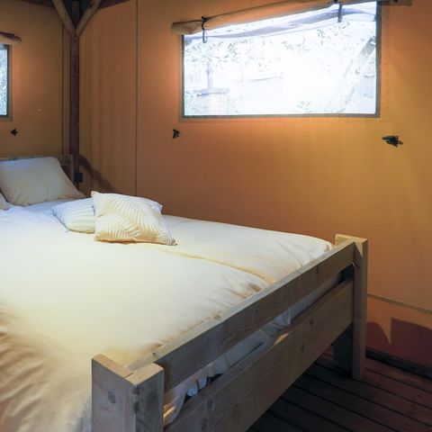 Canvas and wooden tent 8 persons - Premium