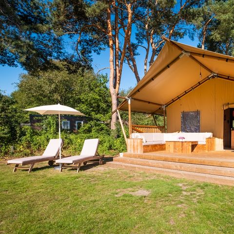 Canvas and wooden tent 5 persons - Comfort