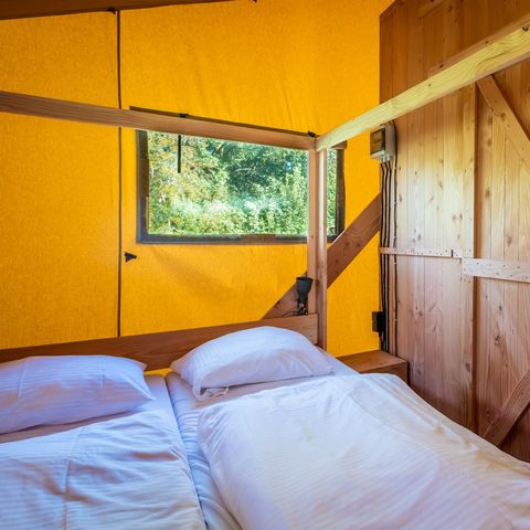 Canvas and wooden tent 5 persons - Comfort
