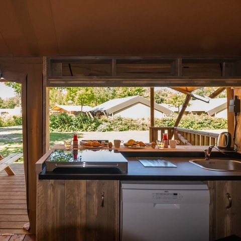 Canvas and wooden tent 5 persons - Safari lodge Deluxe