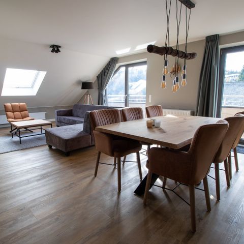 Apartment 5 persons - penthouse stylish with view