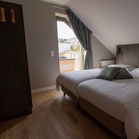 Apartment 5 persons - penthouse stylish with view