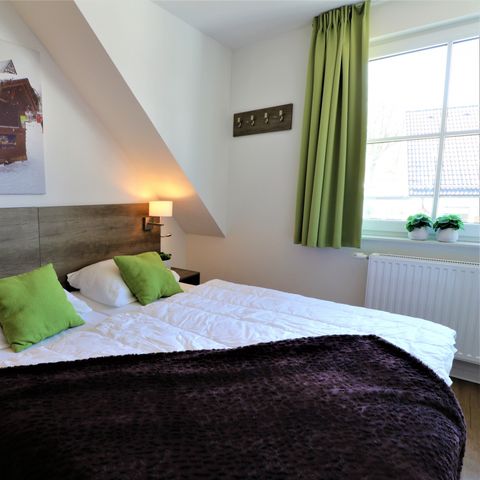 APARTMENT 8 people - attractive penthouse ski-in ski-out