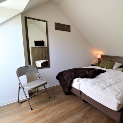 APARTMENT 8 people - attractive penthouse ski-in ski-out