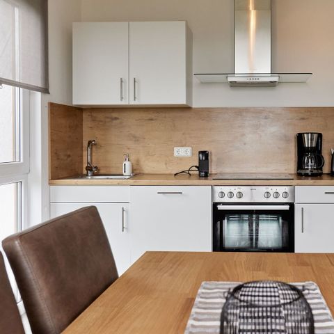 APARTMENT 5 people - cosy on the piste ski-in ski-out