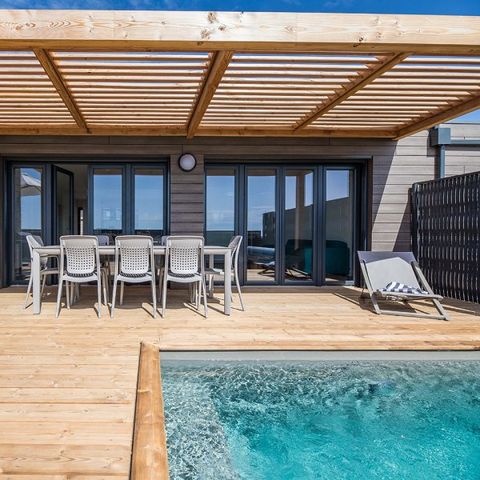HOUSE 8 people - - 4 bedrooms - Air conditioned - 4m private swimming pool - Terrace
