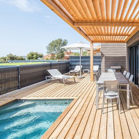HOUSE 8 people - - 4 bedrooms - Air conditioned - 4m private swimming pool - Terrace