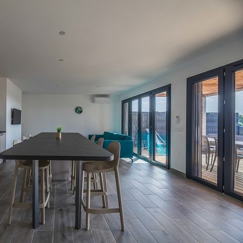 Pierre & Vacances Premium Résidence Les Terrasses d'Arsella - Camping Southern Corsica - Image N°5