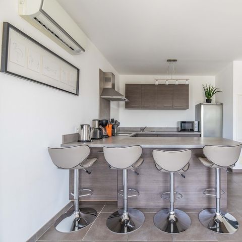 APARTMENT 4 people - - 1 bedroom - Air conditioned - Large terrace - Panoramic view