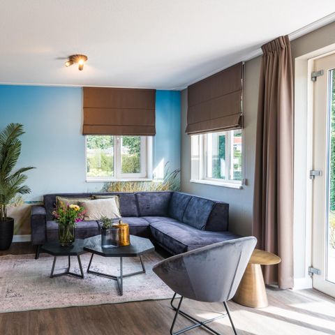 APARTMENT 4 people - Restyled Deluxe with jacuzzi